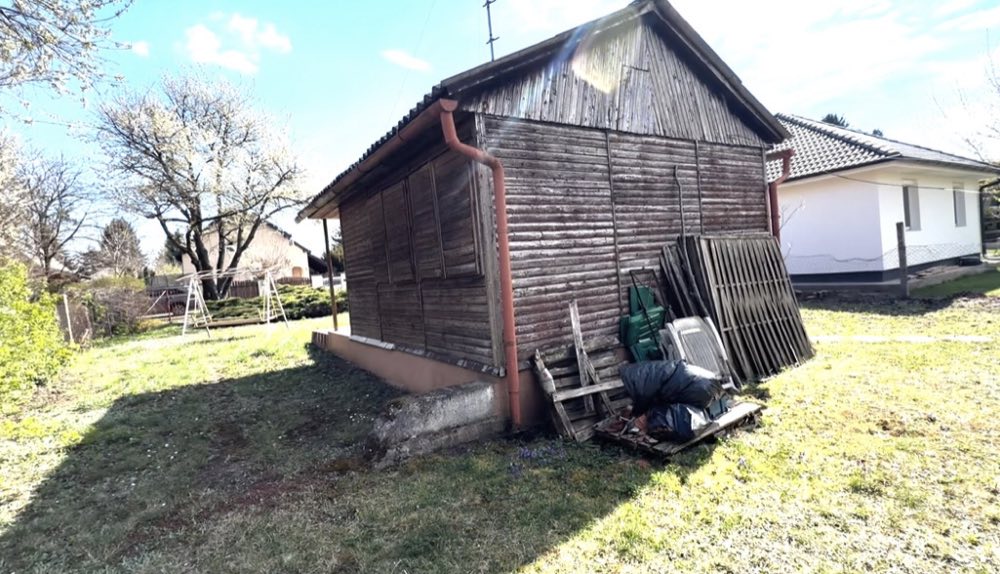 A telek eredeti állapota — Duo, Velence