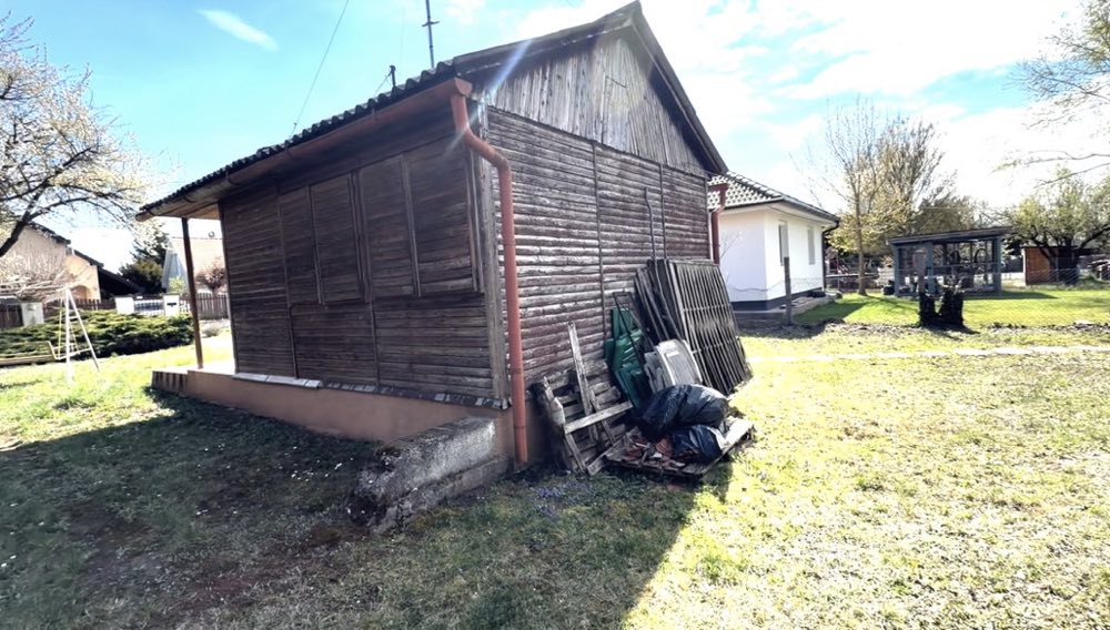 A telek eredeti állapota — Duo, Velence