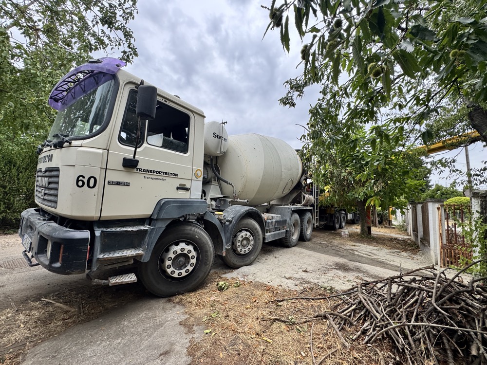 Duo — Velence, betonozás